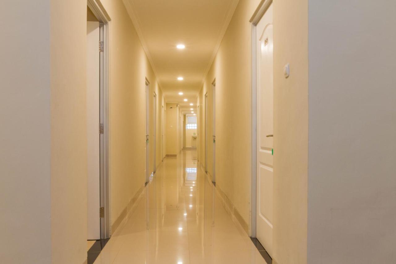 Reddoorz Plus @ Dipatiukur Bandung Kültér fotó